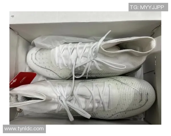 李宁足球鞋球星系列全新发布 专为顶级球员设计的高性能鞋款