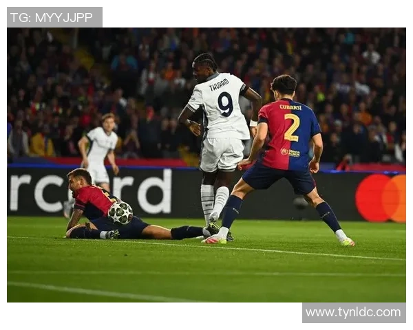 第一梯队足球球星的荣耀与挑战 解析他们的竞技风采与未来趋势