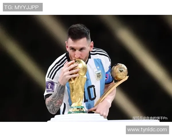 聚焦绿茵巨星成长历程展现足球球星荣耀与辉煌时刻