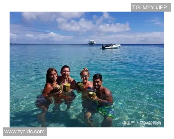 足球明星们的女友揭秘：他们背后的支持者与爱情故事大公开