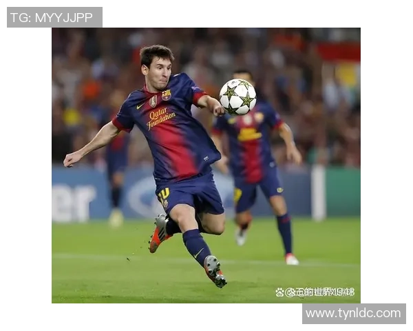 近代足球巨星们的传奇之路：从梅西到C罗的成长与挑战